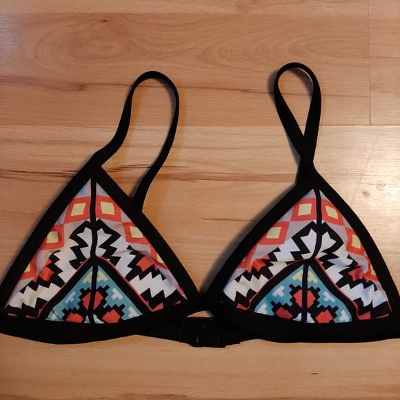 Aztec pattern Swimsuit - Picture 6 of 6